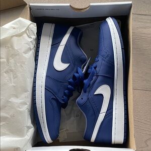 Nike NWT - Women’s Air Jordan 1’s - Deep Royal Blue/White Sneakers. Sz 8.5.